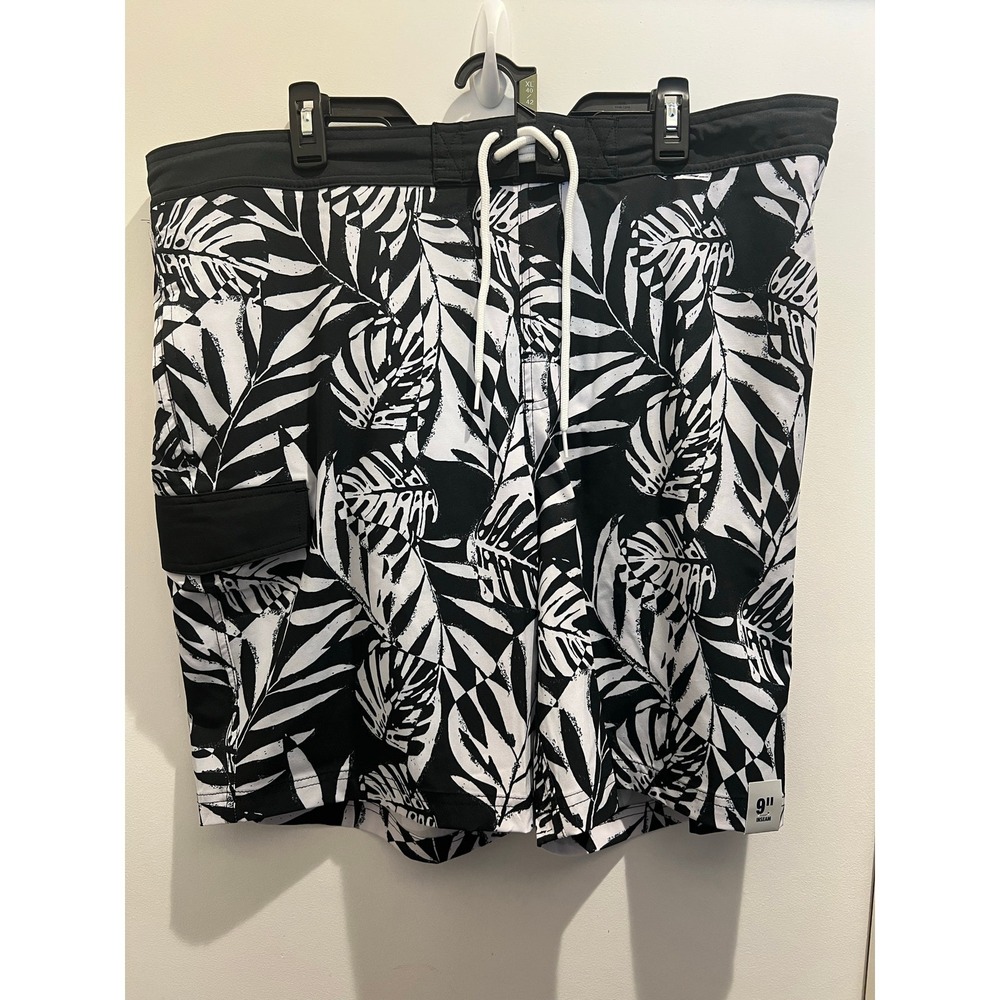 George Men's & Big Men's Cargo E-Board Stretch Trunks 9" Inseam, Size XL (40-42)